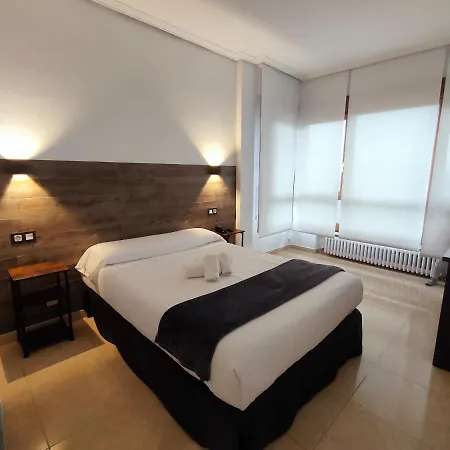 Artxanda Bilbao, Parking Gratuito En El Exterior Junto Al (adults Only)