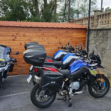 فندق Artxanda Bilbao, Parking Gratuito En El Exterior Junto Al (adults Only)