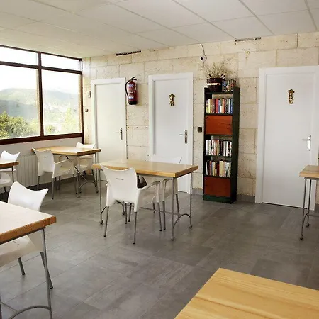 Artxanda Bilbao, Parking Gratuito En El Exterior Junto Al (adults Only) Hotel