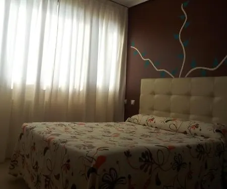 Artxanda Bilbao, Parking Gratuito En El Exterior Junto Al (adults Only) Hotel
