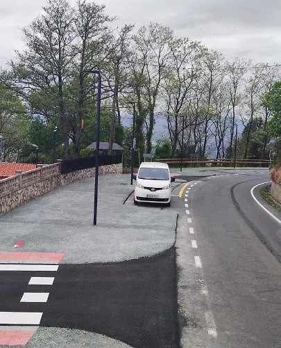 Szálloda Artxanda Bilbao, Parking Gratuito En El Exterior Junto Al (adults Only) *