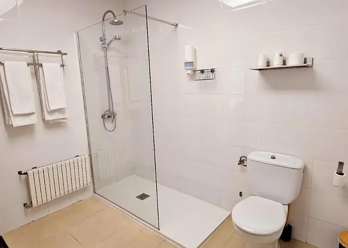 Artxanda Bilbao, Parking Gratuito En El Exterior Junto Al (adults Only) Bilbao