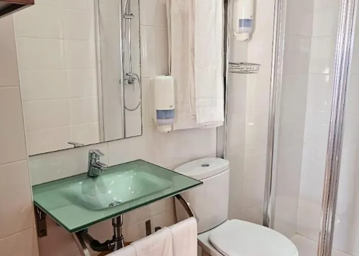 Szálloda Artxanda Bilbao, Parking Gratuito En El Exterior Junto Al (adults Only)