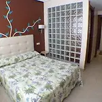 Artxanda Bilbao, Parking Gratuito En El Exterior Junto Al (adults Only) Hotel *