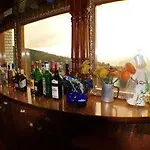 Hotel Artxanda Bilbao, Parking Gratuito En El Exterior Junto Al (adults Only) *