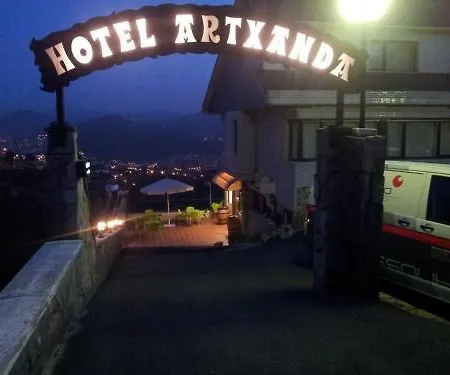 Artxanda Bilbao, Parking Gratuito En El Exterior Junto Al (adults Only)