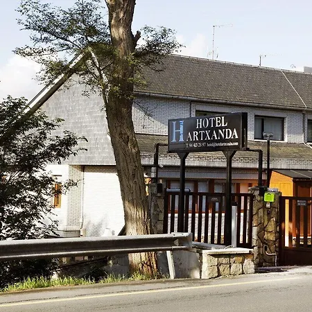 Artxanda Bilbao, Parking Gratuito En El Exterior Junto Al (adults Only)