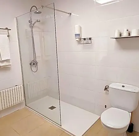 Artxanda Bilbao, Parking Gratuito En El Exterior Junto Al (adults Only) Ξενοδοχείο