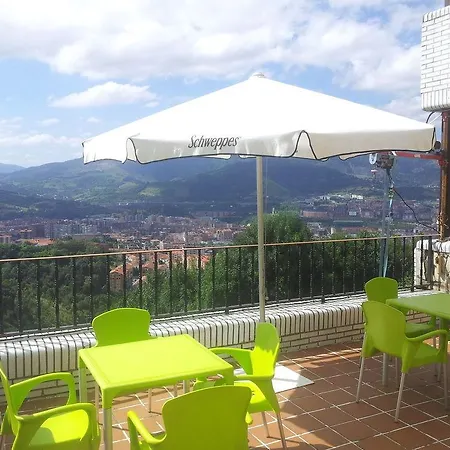 Artxanda Bilbao, Parking Gratuito En El Exterior Junto Al (adults Only) فندق