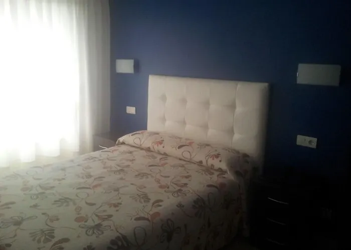 Artxanda Bilbao, Parking Gratuito En El Exterior Junto Al (adults Only) Hotel Bilbao