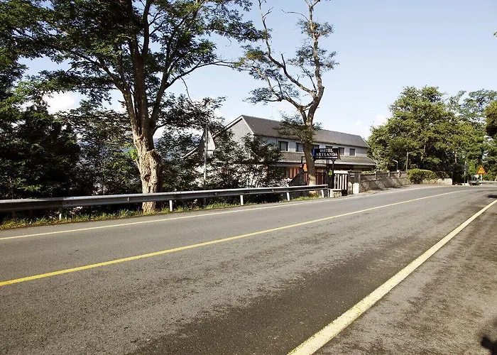 Artxanda Bilbao, Parking Gratuito En El Exterior Junto Al (adults Only) Hotel Bilbao