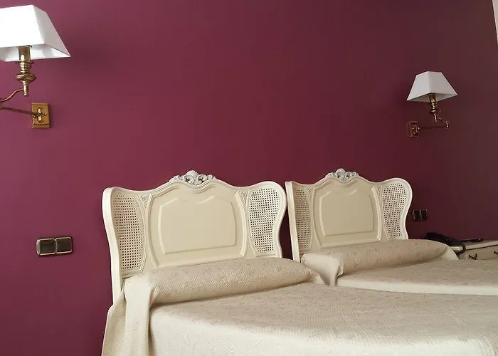 Artxanda Bilbao, Parking Gratuito En El Exterior Junto Al (adults Only) Hotel Bilbao